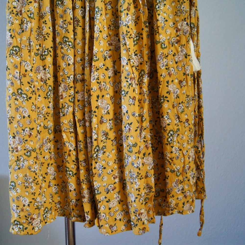GiGio Floral Wrap Dress Women's Size S Boho NWT - Picture 4 of 10